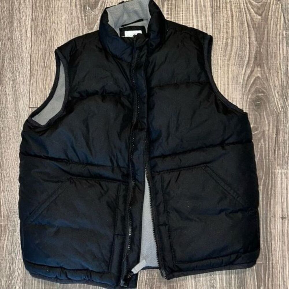 Old navy Women’s puffer vest SP 6 zip up